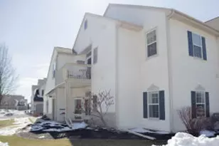 1056 Bedford Ct, Racine, WI 53406 - Photo 1