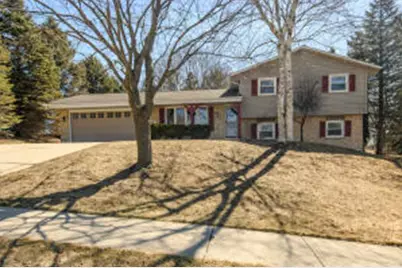 1423  Jefferson St, West Bend, WI 53090 - Photo 1