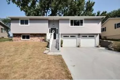 1025  Pierce St, Onalaska, WI 54650 - Photo 1