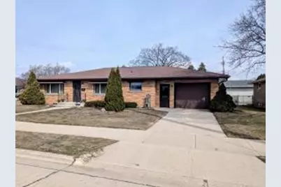 1318  Humboldt Ave, Sheboygan, WI 53081 - Photo 1