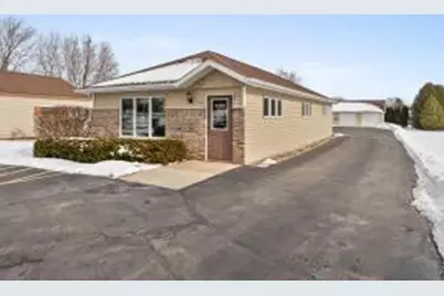 1925 N Rapids Rd, Manitowoc, WI 54220 - Photo 1