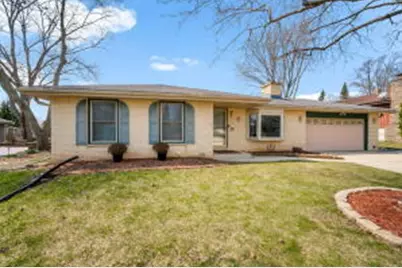 8125 S 58th St, Franklin, WI 53132 - Photo 1