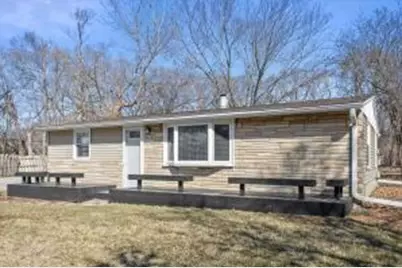 N96W16012  County Line Rd, Germantown, WI 53022 - Photo 1