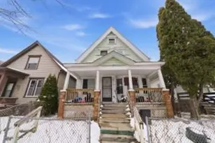 2813 N 21st St, Milwaukee, WI 53206 - Photo 1
