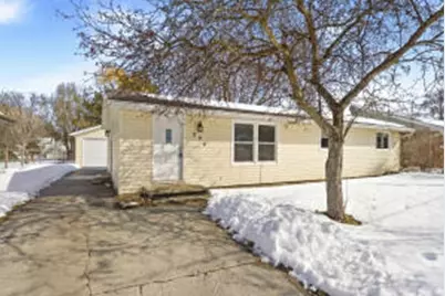224 S Telulah Ave, Appleton, WI 54915 - Photo 1