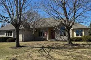 W150N10257 Windsong Circle, Germantown, WI 53022 - Photo 1