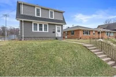 1201  15th Ave, South Milwaukee, WI 53172 - Photo 1