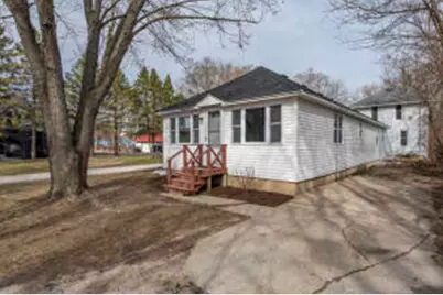 606 S Cogswell Dr, Salem Lakes, WI 53170 - Photo 1