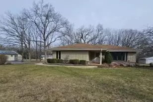 6006 107th St, Pleasant Prairie, WI 53158 - Photo 1