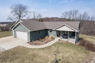 931 Canal Rd, Waterloo, WI 53594 - Photo 1