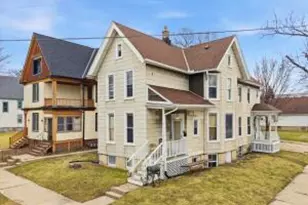 639 W Meinecke Ave, Milwaukee, WI 53212 - Photo 1