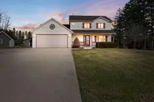 W1132 Hilltop Rd, Rubicon, WI 53078 - Photo 1