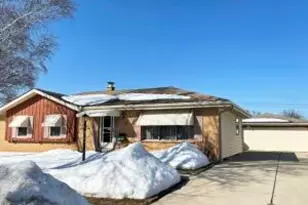 2518 W Denis Ave, Milwaukee, WI 53221 - Photo 1