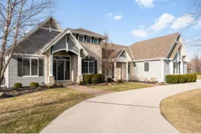 N39W23612  Grey Fox Ct, Pewaukee, WI 53072 - Photo 1