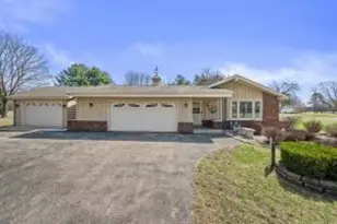W312S950 Wildwood Trail, Delafield, WI 53183 - Photo 1