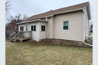 124  Fond Du Lac St, Waupun, WI 53963 - Photo 1