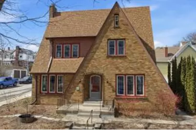 3113 S Pennsylvania Ave, Milwaukee, WI 53207 - Photo 1