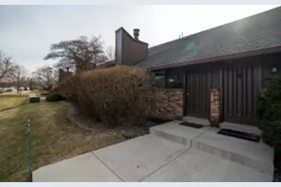 5190  Woodbridge Ln, Greenfield, WI 53221 - Photo 1