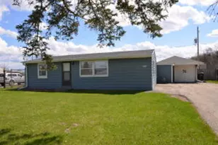 9305 Caddy Ln, Racine, WI 53108 - Photo 1