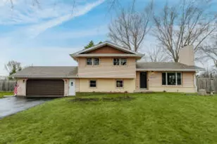 N85W12940 Renee Dr, Menomonee Falls, WI 53051 - Photo 1