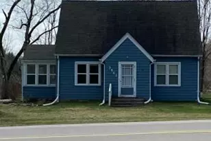 3527 S Racine Ave, New Berlin, WI 53146 - Photo 1