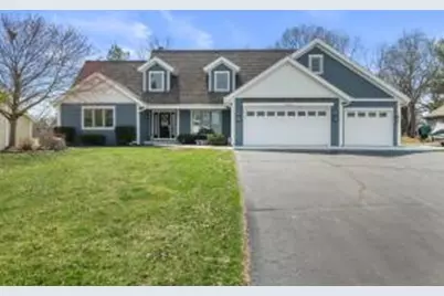 N29W26601  Peterson Dr, Pewaukee, WI 53072 - Photo 1