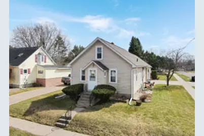 522 W Foster St, Tomah, WI 54660 - Photo 1