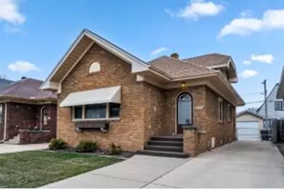 2607  Lasalle St, Racine, WI 53402 - Photo 1