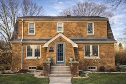 W65N548  Saint John Ave, Cedarburg, WI 53012 - Photo 1