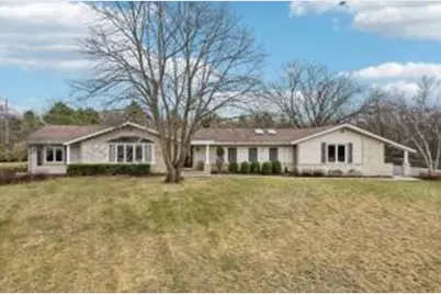 W338S4370  Drumlin Dr, Genesee, WI 53118 - Photo 1