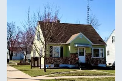 1372  Hyde Ave, La Crosse, WI 54601 - Photo 1
