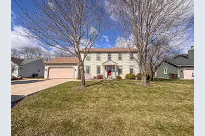 5900  Randal Ln, Racine, WI 53402 - Photo 1