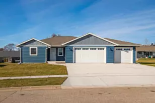 11435 Monteville Ct, Trempealeau, WI 54661 - Photo 1