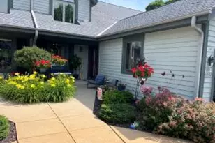 S75W17702 Harbor Cir, Muskego, WI 53150 - Photo 1