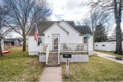 421 E Broadway St, Viroqua, WI 54665 - Photo 1