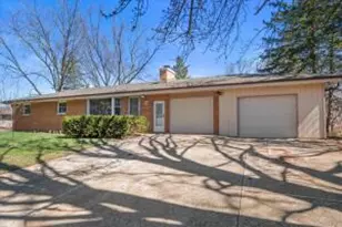 W151N7824 Hilltop Dr, Menomonee Falls, WI 53051 - Photo 1