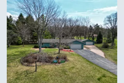 W254S6440  McGregor Ct, Vernon, WI 53189 - Photo 1