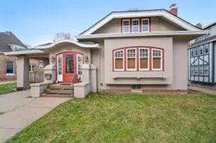 3443 N Maryland Ave, Milwaukee, WI 53211 - Photo 1