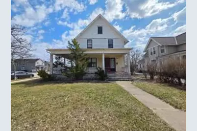 127 N Walnut St, Oconomowoc, WI 53066 - Photo 1