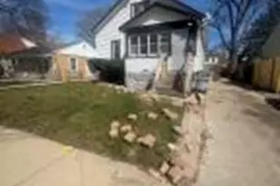 5754 N 41st St, Milwaukee, WI 53209 - Photo 1