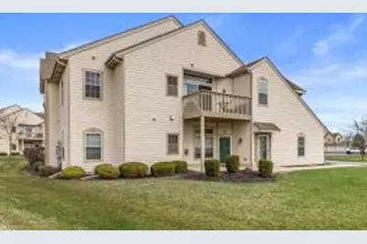 8517 S Stratford Rd, Oak Creek, WI 53154 - Photo 1