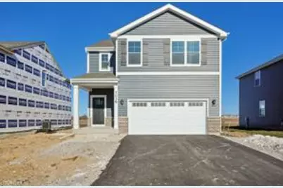 7038  Oakmont Rd, Racine, WI 53403 - Photo 1
