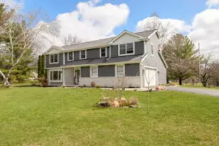 W301S3618 Snowdon Dr, Genesee, WI 53189 - Photo 1