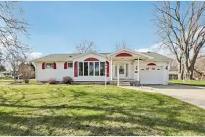 933  Mulberry St, Lake Mills, WI 53551 - Photo 1