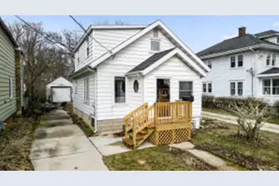 620  N 5th St, Manitowoc, WI 54220 - Photo 1