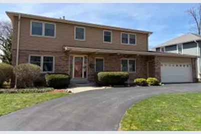 5129 N Woodburn St, Whitefish Bay, WI 53217 - Photo 1