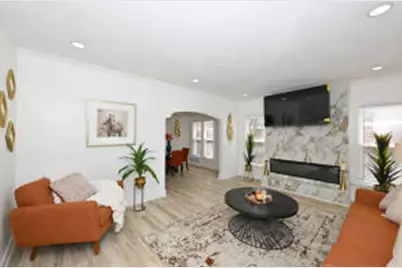 4208 N 19th Pl, Milwaukee, WI 53209 - Photo 1
