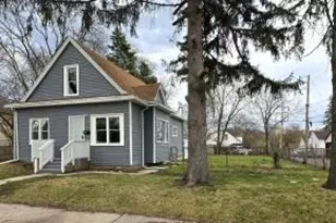 5024 N 32nd St, Milwaukee, WI 53209 - Photo 1