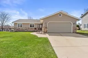 N78W15339 Haymeadow Rd, Menomonee Falls, WI 53051 - Photo 1