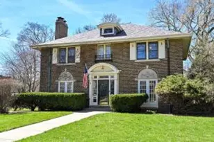 6139 Washington Cir, Wauwatosa, WI 53213 - Photo 1